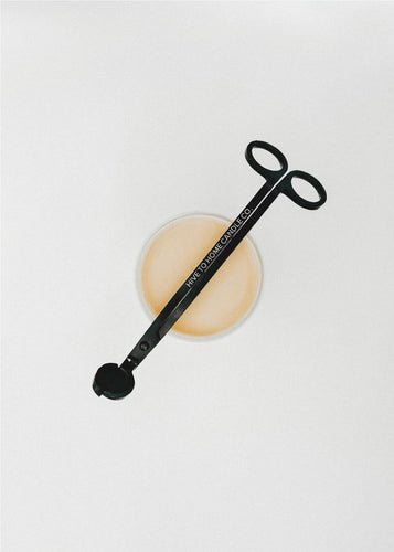 What are Wick Trimmers? A guide to properly trimming candle wicks.